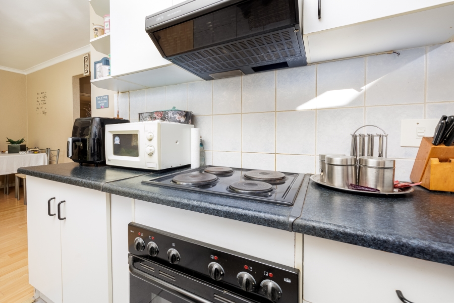 2 Bedroom Property for Sale in St Dumas Western Cape